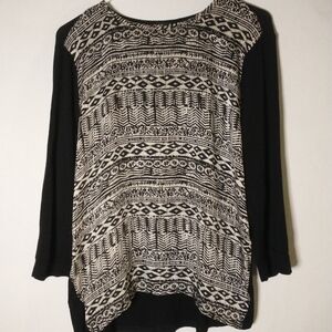 Hannah patterned and black top size PL